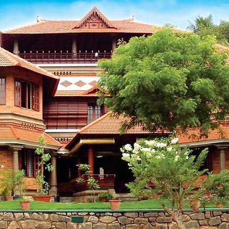 Amrutham Ayurvedic Village Resort 코발람비치 외부 사진