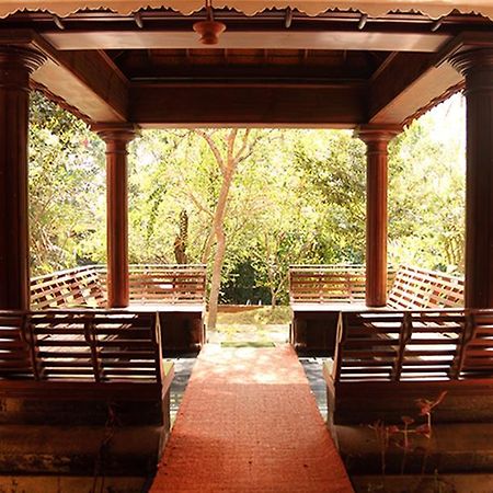 Amrutham Ayurvedic Village Resort 코발람비치 외부 사진